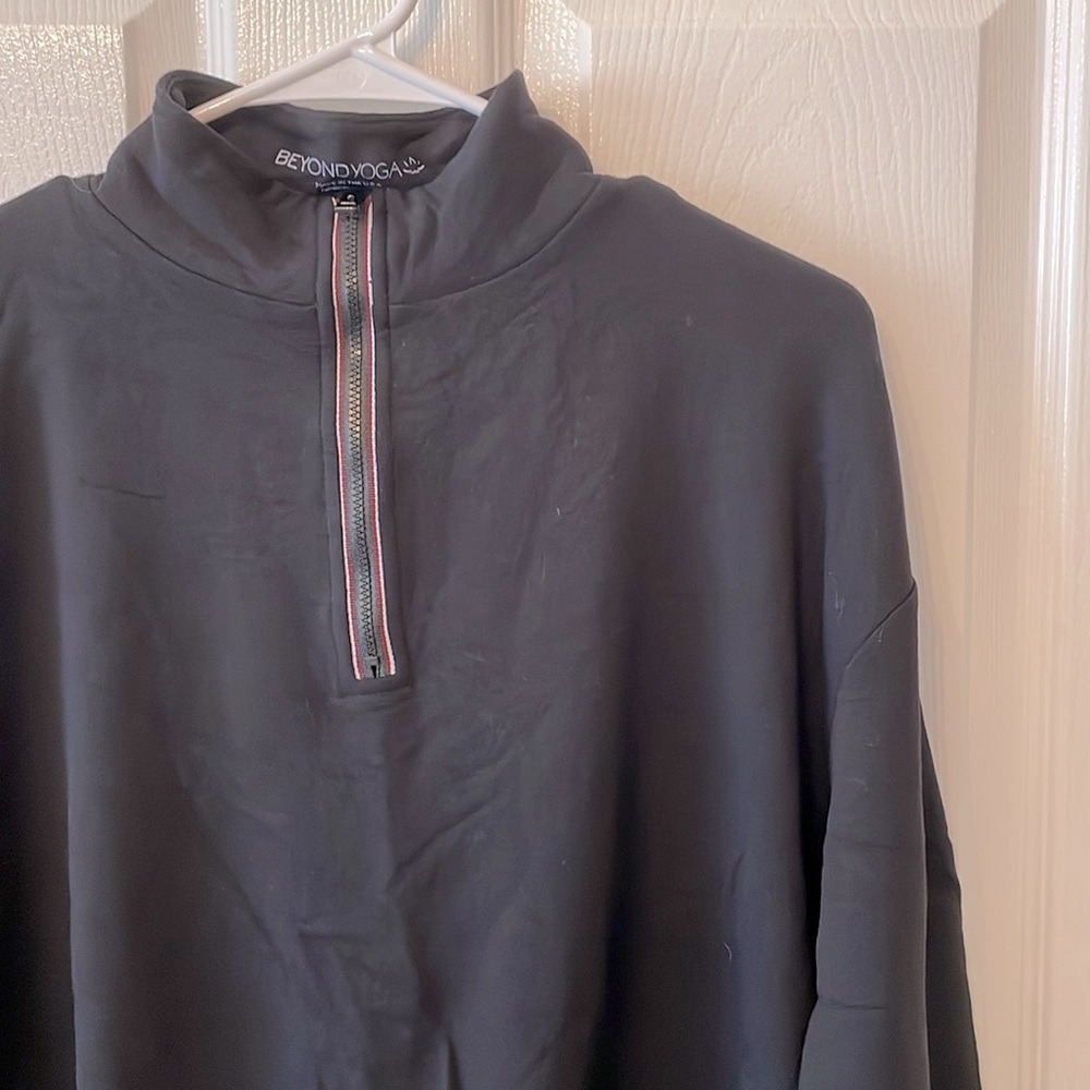 Beyond Yoga quarter zip pullover